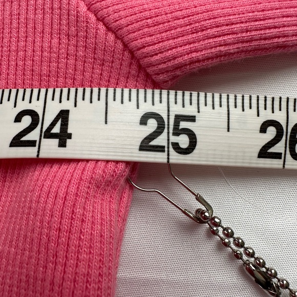 Forever 21 Plus Barbie Cropped Sweatshirt Pink Crewneck + Barbie Keychain - Picture 6 of 11